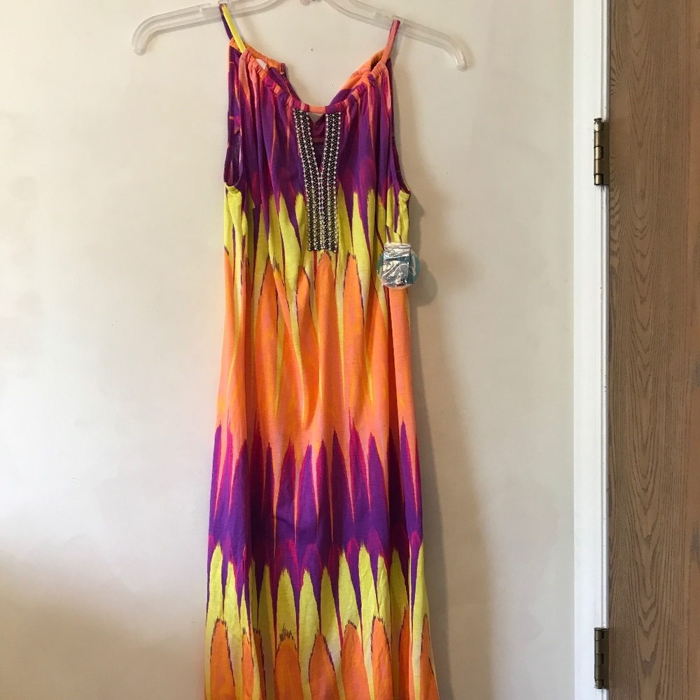 NEW NWT INC Beach Swimsuit Coverup. Multicolor. Medium.